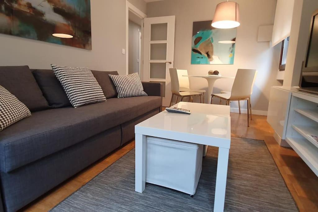 Moderno Apartamento En El Centro. El Carmen Wifi Хихон Экстерьер фото