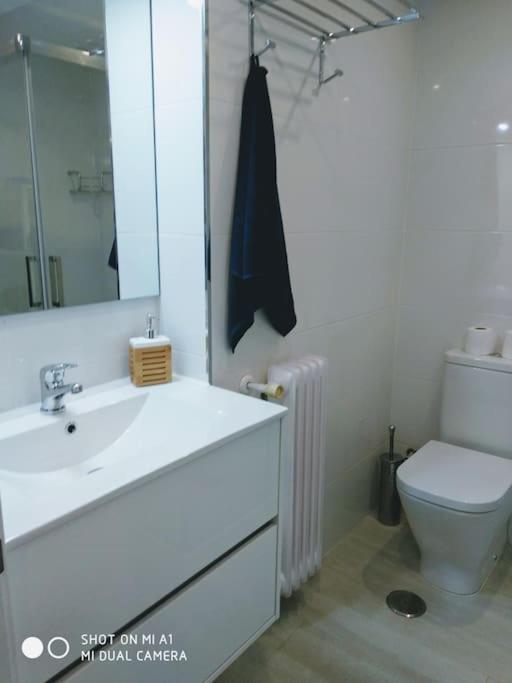 Moderno Apartamento En El Centro. El Carmen Wifi Хихон Экстерьер фото