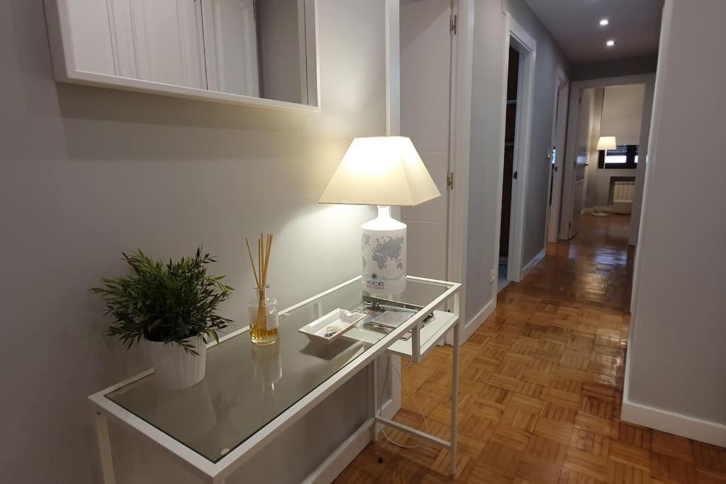 Moderno Apartamento En El Centro. El Carmen Wifi Хихон Экстерьер фото