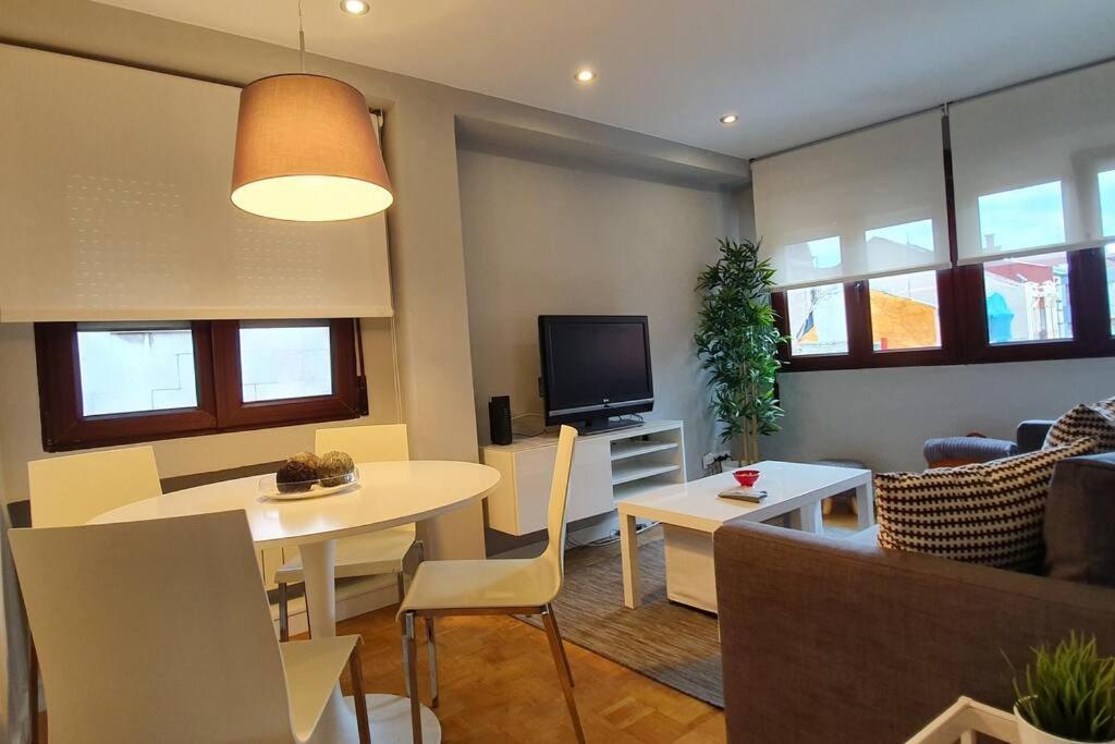 Moderno Apartamento En El Centro. El Carmen Wifi Хихон Экстерьер фото